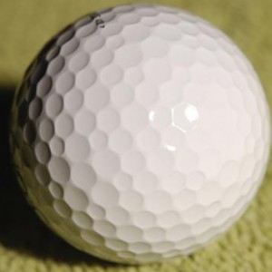 This Is What It Looks Like To Hit A Golf Ball With No Dimples - ZergNet