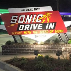 You Can Still Eat at These Original Fast Food Locations Today - ZergNet