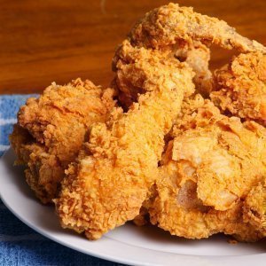 This Recipe Hack Makes Fried Chicken So Much Easier - ZergNet