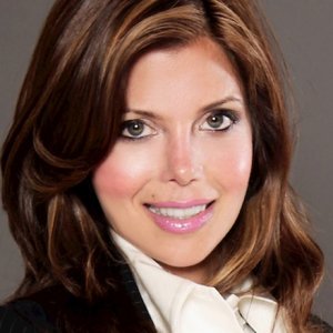 The Untold Truth of 'Flipping Vegas' - ZergNet