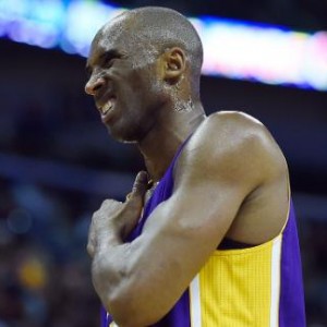 Kobe Bryant Tears Rotator Cuff