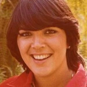 This Was Kris Jenner Before the Fame - ZergNet