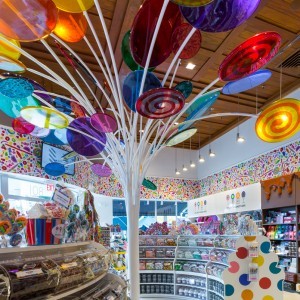 10 Most Outrageous Candy Stores in the World - ZergNet