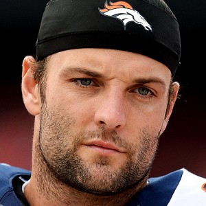 Star NFL Receiver Wes Welker Considering Retirement