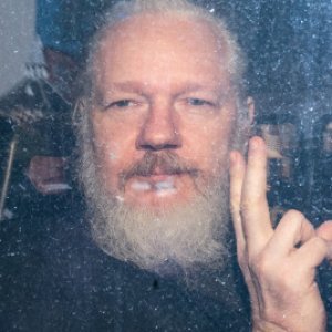 The Disgusting Thing Julian Assange Did to Embassy's Walls