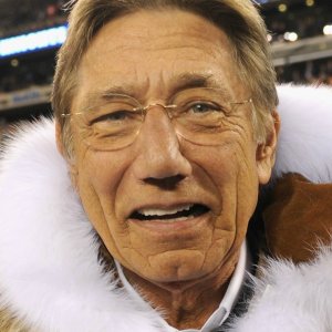 How That Embarrassing Suzy Kolber Kiss Attempt Saved Joe Namath - ZergNet