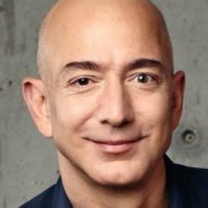 Amazon CEO Jeff Bezos' Net Worth Is Totally Insane - ZergNet