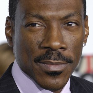 We Finally Know Why Eddie Murphy Disappeared from Hollywood - ZergNet