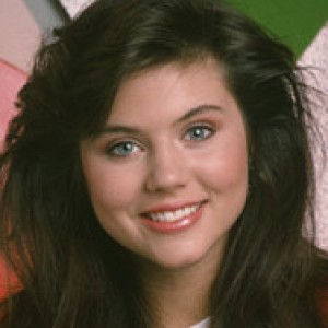 Tiffani Thiessen Reveals 'Saved by the Bell' Secrets - ZergNet