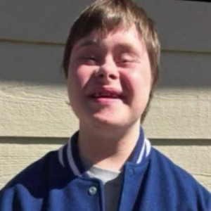 Special Needs Child Forced To Remove His Varsity Jacket - ZergNet