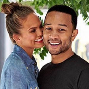 Step Inside John Legend & Chrissy Teigen's NYC Apartment - ZergNet
