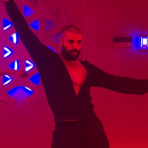 Oscar Isaac's Epic 'Ex Machina' Dance Break