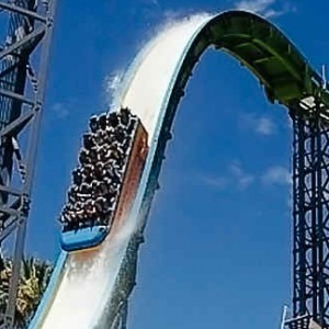 9 of the Most Dangerously Stupid Theme Park Rides Ever