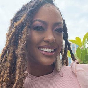 Porsha Williams' Sister Lauren Debuts a Short New Haircut