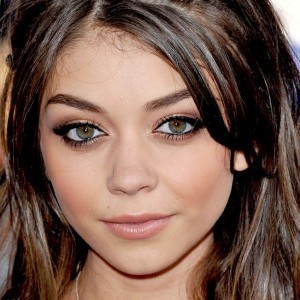 10 Stars Who Are Tiny in Real Life