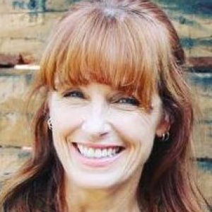 The Real Reason You Won't See Karen In Season 5 of 'Good Bones'