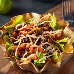 A Low-Carb Taco Salad That's Delicious and Easy to Make