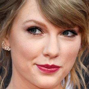 This is What Taylor Swift Typically Eats in a Day - ZergNet