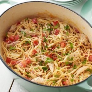 Quick One-Pot Creamy Chicken Spaghetti