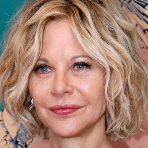 Meg Ryan Makes Rare Red Carpet Appearance