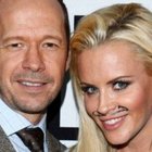 The Real Reason Jenny McCarthy's Marriage Is So Bizarre