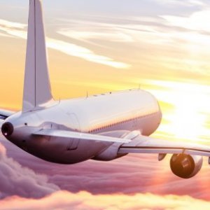 Secrets The Airlines Don't Want You To Know - ZergNet