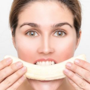 What Really Happens To You When You Eat Bananas Every Day? - ZergNet