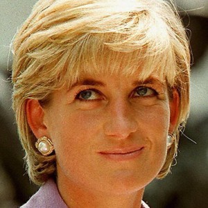 Rare Photo of Princess Diana Will Make Your Heart Flutter - ZergNet
