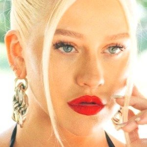 Christina Aguilera's Transformation Still Has Her Fans Stunned