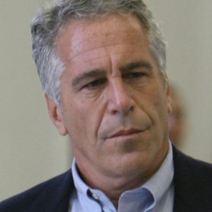 Here's Who Visited Jeffrey Epstein 90 Times In Jail