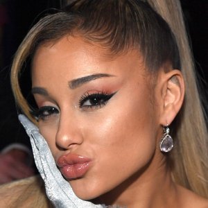 Celebs Who Did Something Astonishingly Stupid And Got Caught - ZergNet