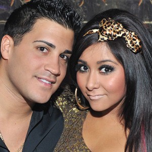 6 Famous People Exposed in the Ashley Madison Scandal - ZergNet