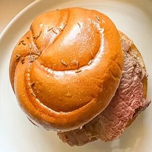 Crock Pot Beef On Weck Recipe