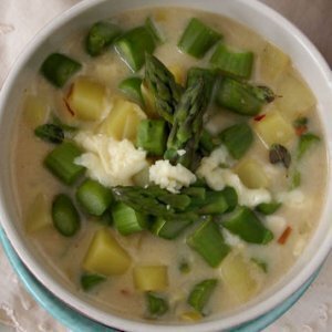 How To Make A Yummy Asparagus Potato Soup