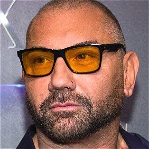 How Dave Bautista Went From WWE Wrestler To The MCU - ZergNet