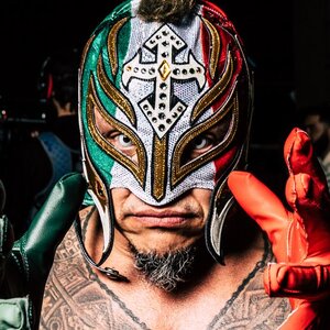 Major Heel Turn Teased On WWE Raw - ZergNet