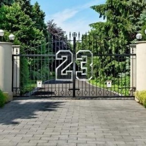 Want to Buy Michael Jordan's Mansion?