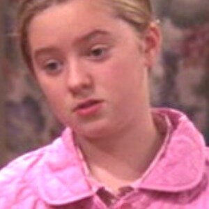 Everybody Loves Raymond's Ally Is All Grown Up And Turning Heads