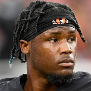 Bengals Player Praised For Response After Damar Hamlin Collapse