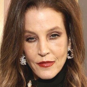 Sad Details About Lisa Marie Presley At The 2023 Golden Globes - ZergNet