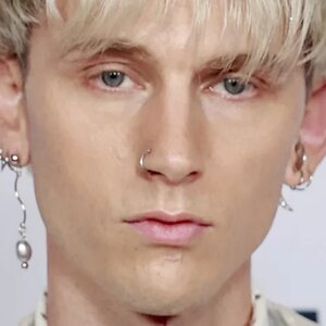The Dark Side Of Machine Gun Kelly - ZergNet