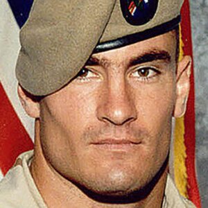 The Controversial Story Of Pat Tillman's Tragic Death - ZergNet