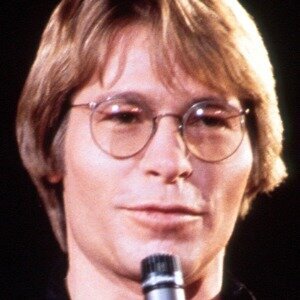The Tragic 1997 Death Of John Denver - ZergNet