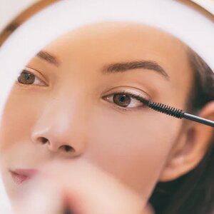 Yes, You Can Still Save Your Clumpy Mascara. Here's How