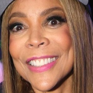 Wendy Williams Films Mystery Project In NYC Amid Health Issues - ZergNet