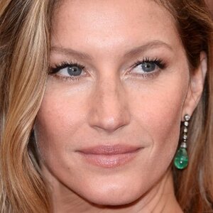 We Can Hardly Recognize Gisele On Post-Divorce Vogue Cover