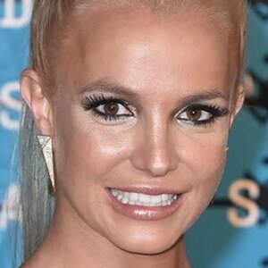 Celebrity Text Messages That Stunned The World - ZergNet