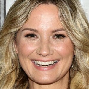 Sugarland's Jennifer Nettles Joins Cast Of The Exorcist Remake