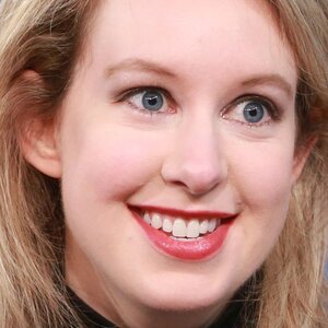 Elizabeth Holmes Aims To Avoid Prison After Birth Of 2nd Child