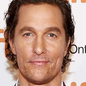 Details Of Matthew McConaughey & Wife's Chaotic & Scary Flight
